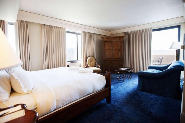 The Antlers, A Wyndham Hotel image 10