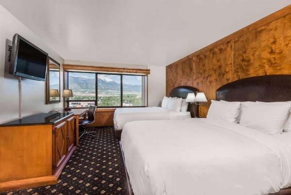 The Antlers, A Wyndham Hotel image 11