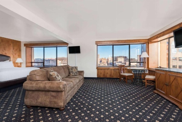 The Antlers, A Wyndham Hotel image 21